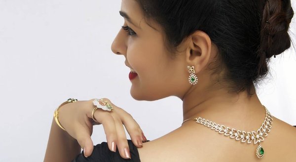 Les avantages d'offrir un collier en diamant